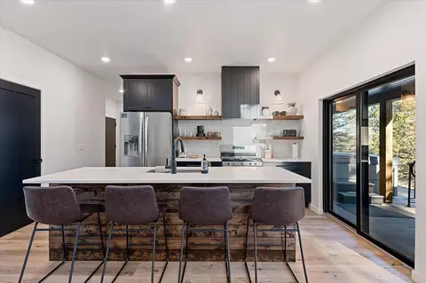 Kitchen - 21344 Embers Way, Lead, SD 57754 photo 1 of 3