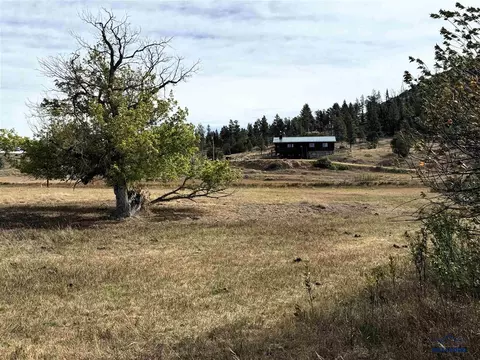 Exterior - 604 Douglas Rd, Sundance, WY 82729 photo 2 of 3