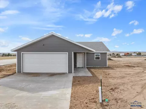 Exterior - 10899 Eagle Ct, Belle Fourche, SD 57717 photo 2 of 5