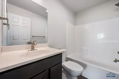 Bath - 10899 Eagle Ct, Belle Fourche, SD 57717 photo 1 of 2
