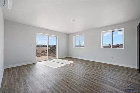 Living - 10899 Eagle Ct, Belle Fourche, SD 57717 photo 2 of 2