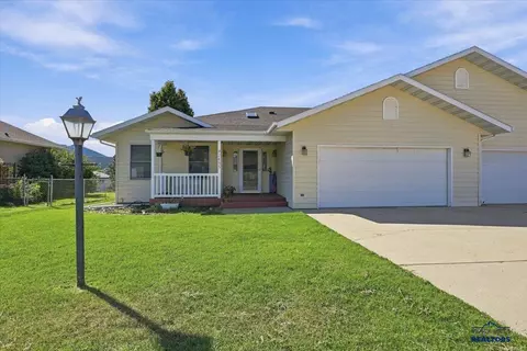2855 Mystic Ave, Sturgis, SD 57785