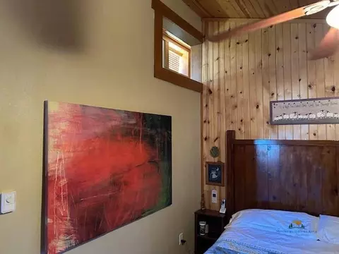 Bedroom - 900 3rd Ave, Edgemont, SD 57735 photo 2 of 5