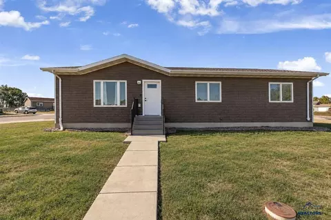 628 Shuttle Ct, Box Elder, SD 57719