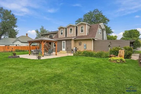 Exterior - 1605 N 3rd St, Spearfish, SD 57783 photo 8 of 11