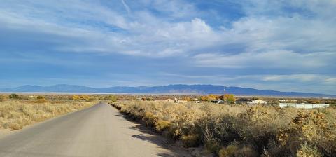 D James Street, Belen, NM 87002