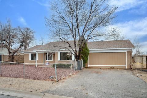 511 Apache Loop SW, Rio Rancho, NM 87124 photo 1