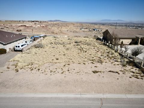 814 Desi Loop, Belen, NM 87002 photo 1