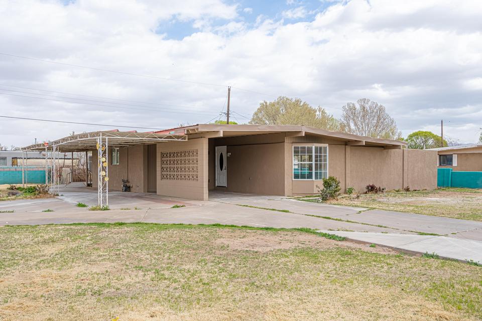 1747 Van Ct SW, Albuquerque, NM 87105 29 Photos MLS 1012491 Movoto