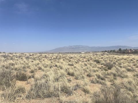 5 Acres Paradise W, Albuquerque, NM 87114