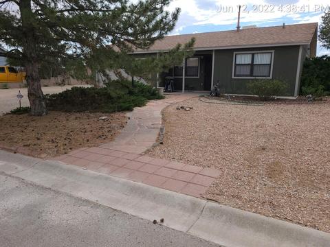 446 Apache Loop SW, Rio Rancho, NM 87124 photo 1