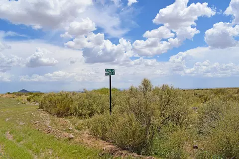 205 Muledeer Trl, San Antonio, NM 87832
