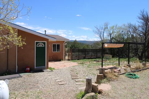 2 Cooper Rd, Cedar Crest, NM 87008 photo 1