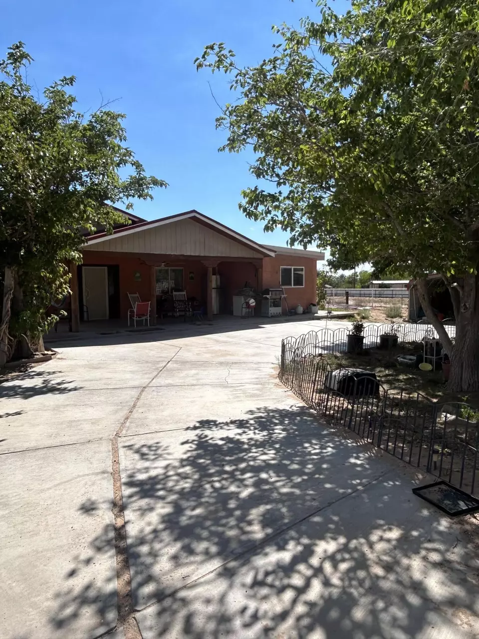  30 Winston Dr, Los Lunas, NM 87031 photo 1