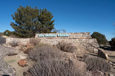 20 Via Entrada, Sandia Park, NM 87047