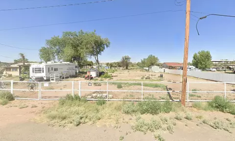 360 Jarales Rd, Belen, NM 87023