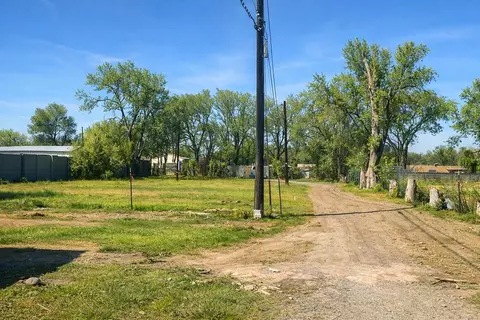 104 Suenos Ln NE, Albuquerque, NM 87107