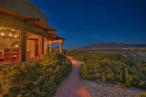512 Windover Rd, Corrales, NM 87048 photo 1