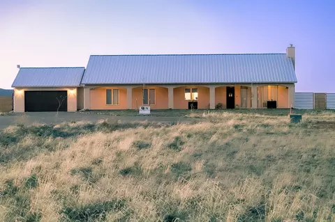 38 Kailey Loop, Edgewood, NM 87015 photo 1