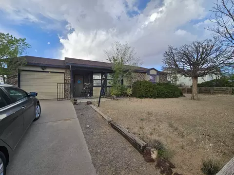 496 Apache Loop SW, Rio Rancho, NM 87124 photo 1