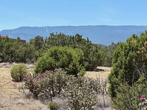29 Via Entrada, Sandia Park, NM 87047