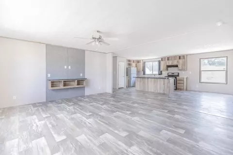 506 W Arthur Ave, Estancia, NM 87016