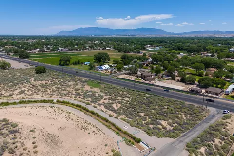 Coors Road Sw, Albuquerque, NM 87121