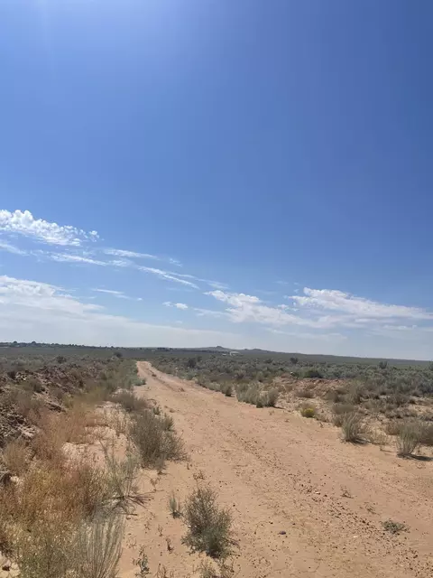 8 Th St SW, Rio Rancho, NM 87124