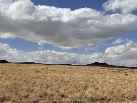 lot20 Blk 13 Unit 16 Volcano Clfs, Albuquerque, NM 87120