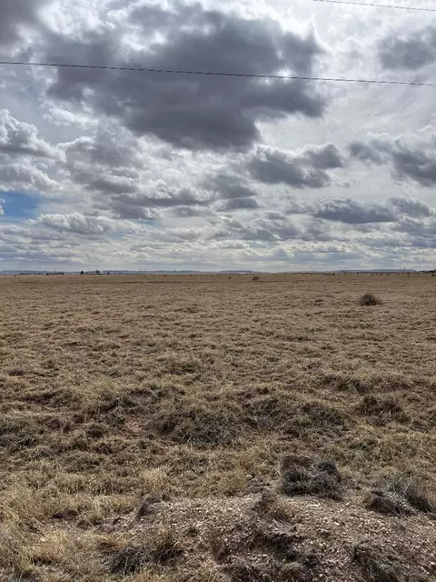 18 Cricket Lane, Estancia, NM 87016