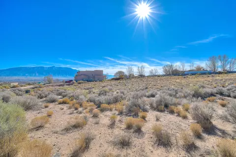 6904 Tampico Rd NE, Rio Rancho, NM 87144