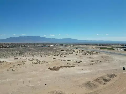 1804 10th St SE, Rio Rancho, NM 87124
