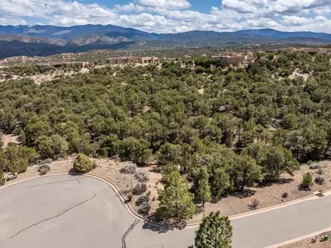 2959 Broken Sherd Trl, Santa Fe, NM 87506