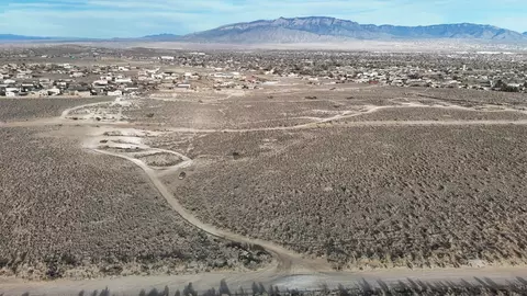 37 9th St NE, Rio Rancho, NM 87124