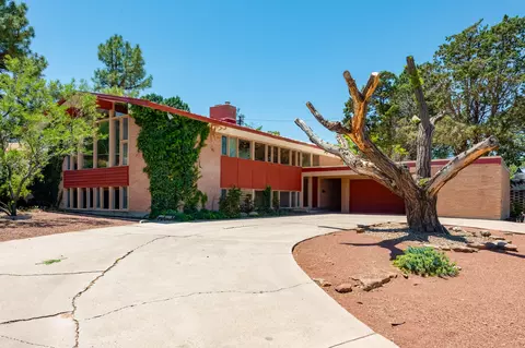 4818 Royene Ave NE, Albuquerque, NM 87110