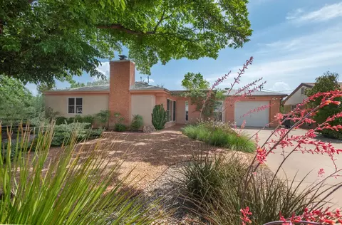 1416 Bryn Mawr Dr NE, Albuquerque, NM 87106