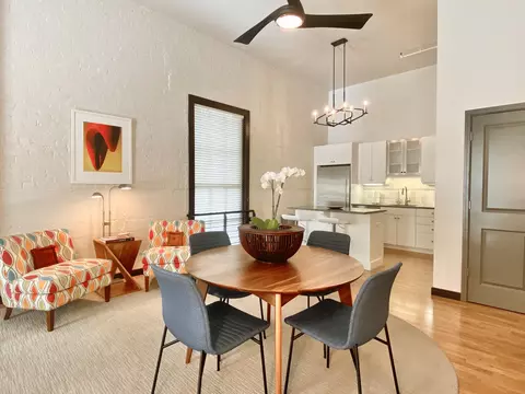 301 Central Ave NE #113, Albuquerque, NM 87102