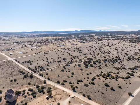 245 Horton Rd, Edgewood, NM 87015
