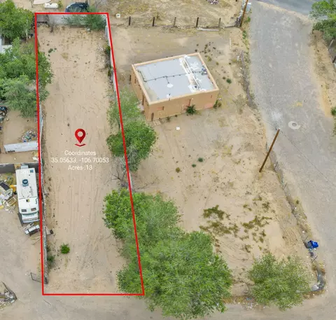 1536 Foothill Rd SW, Albuquerque, NM 87105