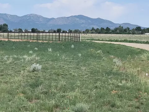 15 Colella Rd, Stanley, NM 87056