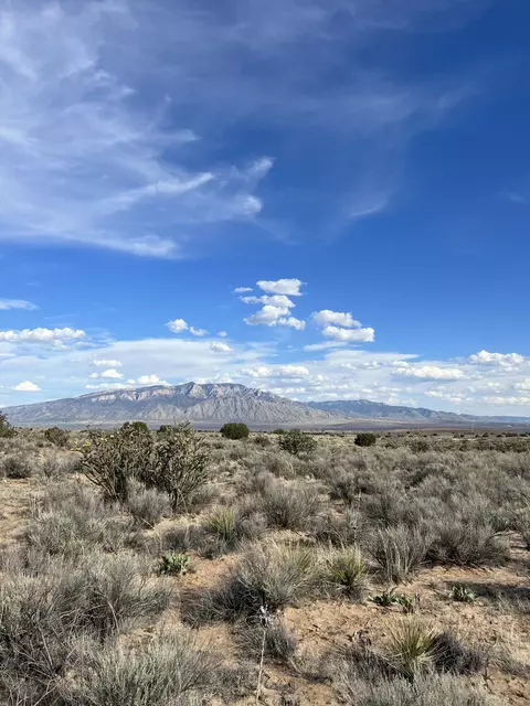 5023 Villanelle Rd NE, Rio Rancho, NM 87144