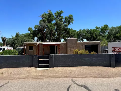 201 Marlowe Ln, Albuquerque, NM 87113