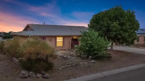 460 Copper Dr NE, Rio Rancho, NM 87124