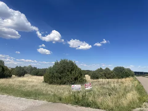 40 Rohrer Pl, Tijeras, NM 87059