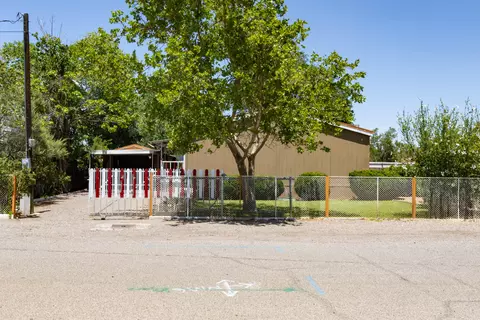 1639 Ferris Ave SW, Albuquerque, NM 87105