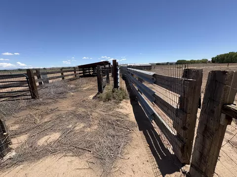 Valley Loop, Polvadera, NM 87828 photo 12