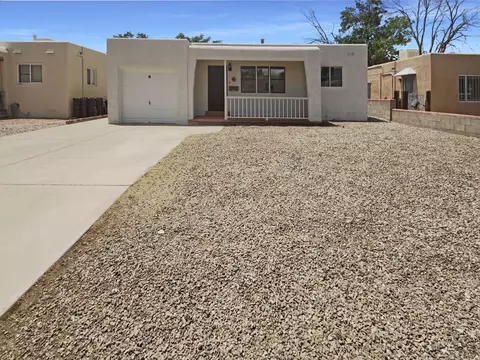 513 Florida St SE, Albuquerque, NM 87108