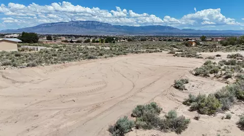 1233 Viga Rd SE, Rio Rancho, NM 87124