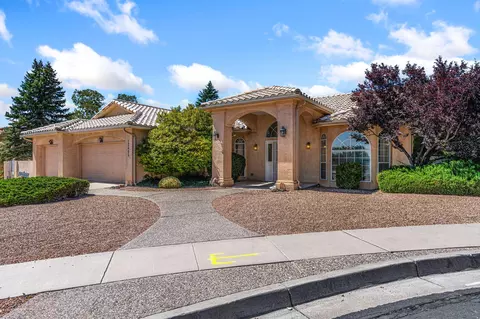 12405 Royal Oak Ct NE, Albuquerque, NM 87111