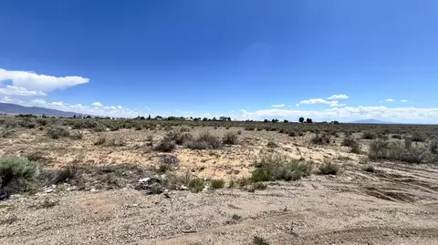 12 New Mexico 6, Los Lunas, NM 87031